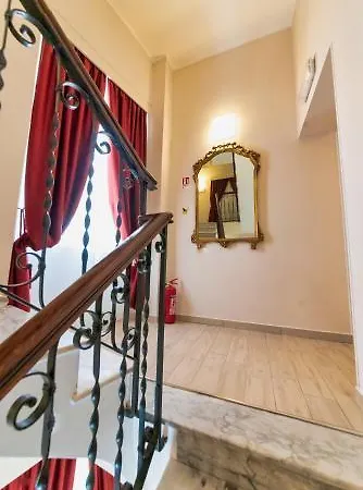 Szálloda Manzoni 2*