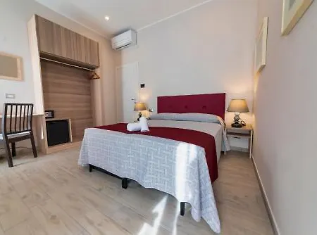 Szálloda Manzoni 2*